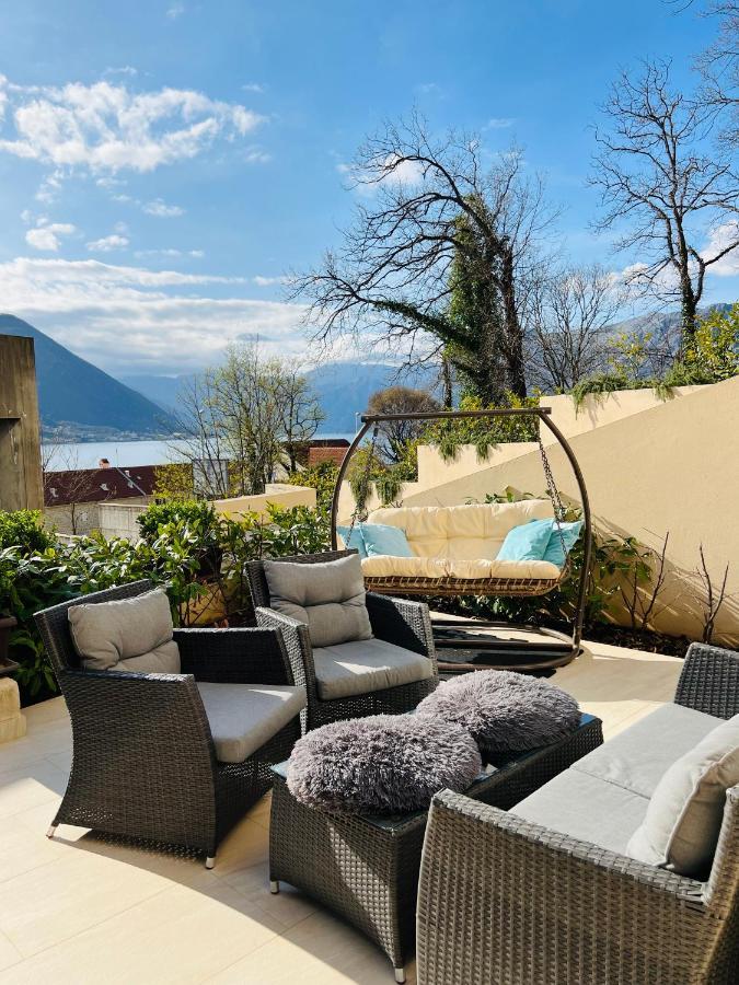 Apartment With Terrace And Private Parking Kotor Exterior photo
