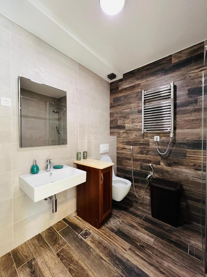 Apartment With Terrace And Private Parking Kotor Exterior photo